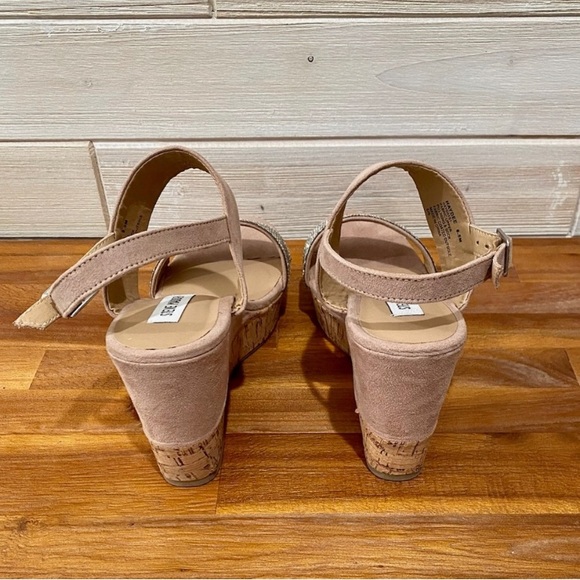 Steve Madden - Picture 3 of 4